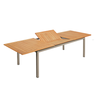 Essential Extendable Outdoor Dining Table